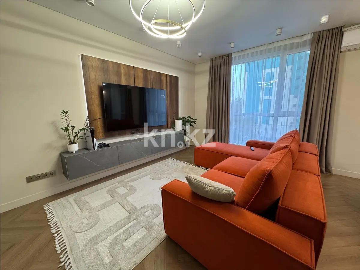 Продажа 3-комнатной квартиры, 100 м², ул. Толе би, дом  285/8 в Алматы