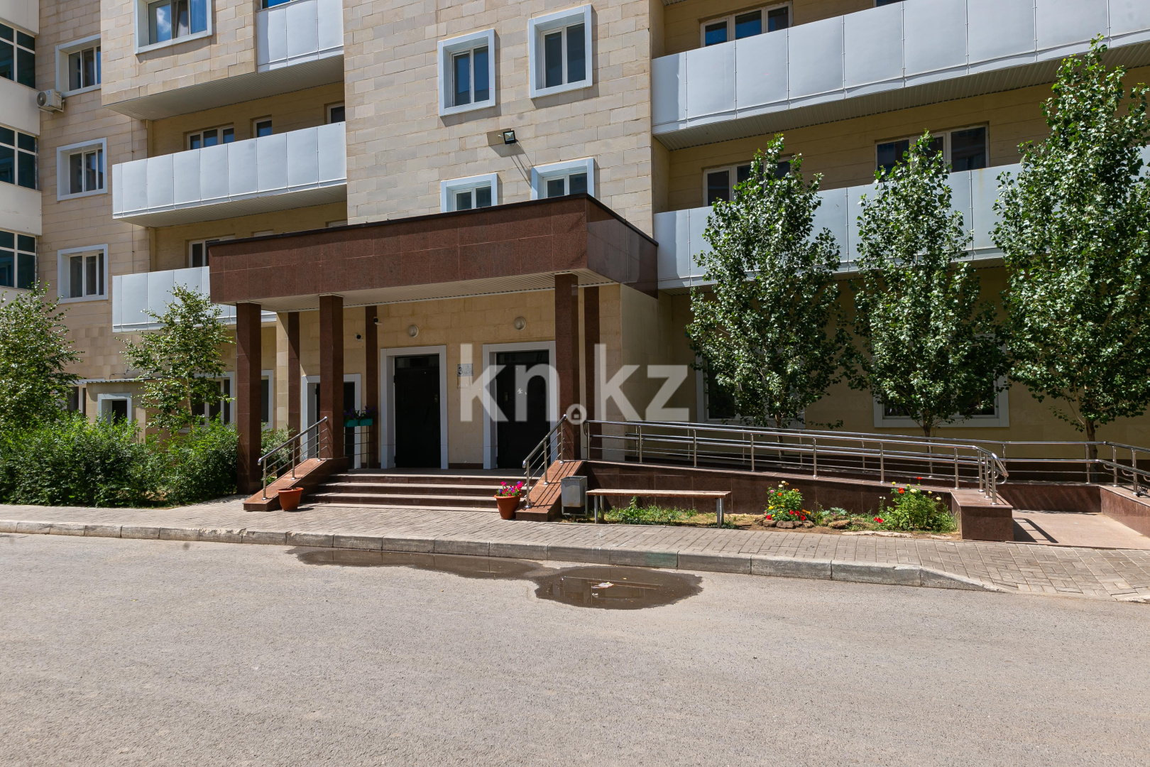 Продажа 2-комнатной квартиры, 79 м², пр. Туран, дом  56 в Астане - фото 15