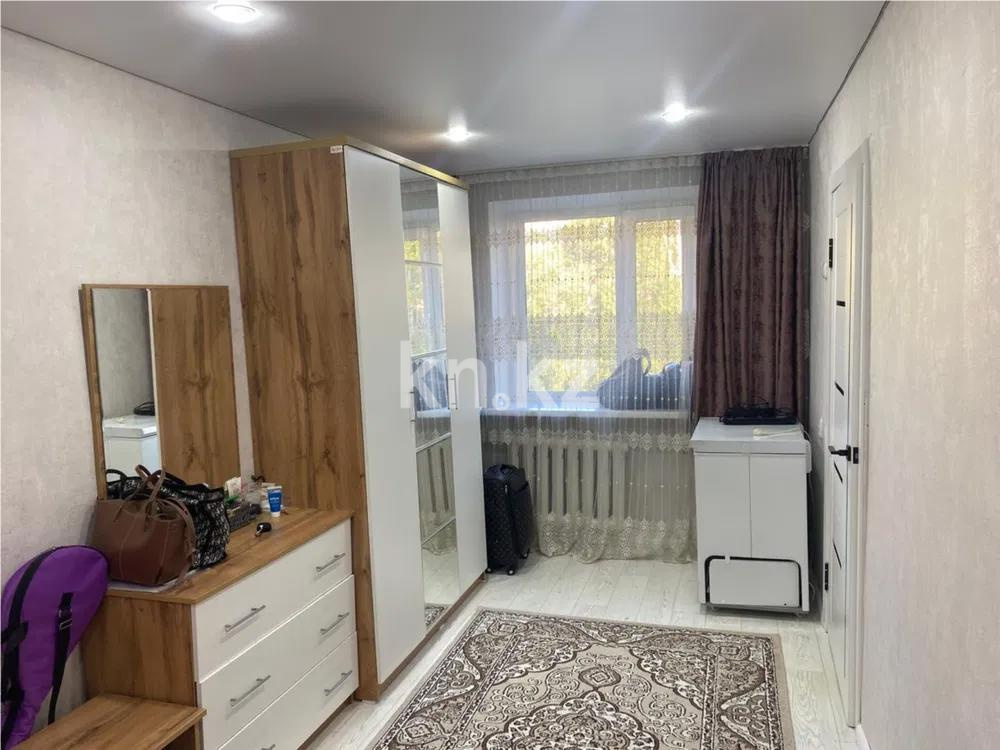 Продажа 2-комнатной квартиры, 45 м², мкр-н 16, дом  37 в Караганде - фото 3