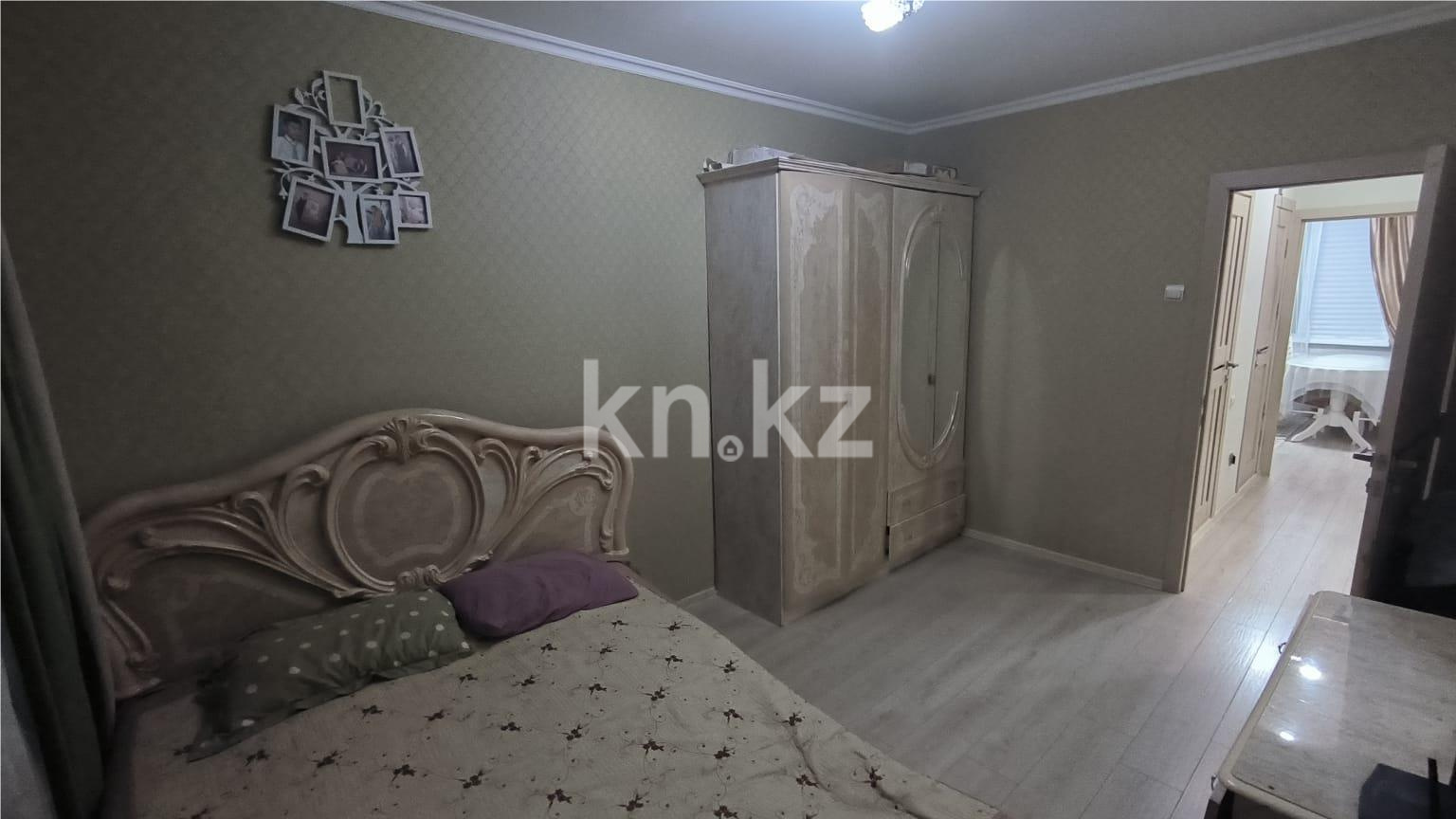 Продажа 3-комнатной квартиры, 64 м², мкр-н Гульдер-1 в Караганде - фото 13