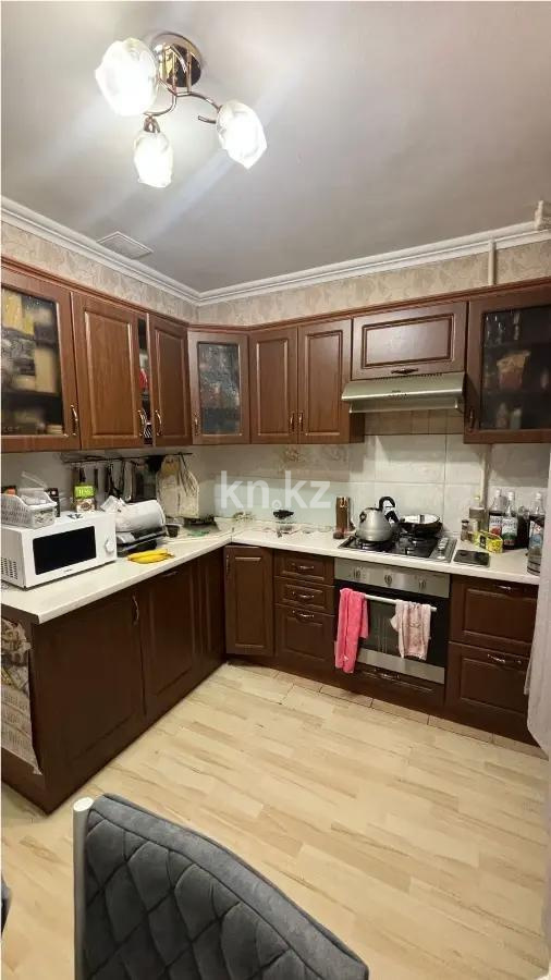 Продажа 2-комнатной квартиры, 50.6 м², ул. Ауэзова, дом  32 в Алматы - фото 2