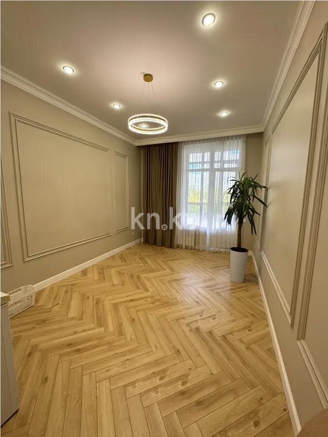 Продажа 5-комнатной квартиры, 161.5 м² в Астане - фото 3