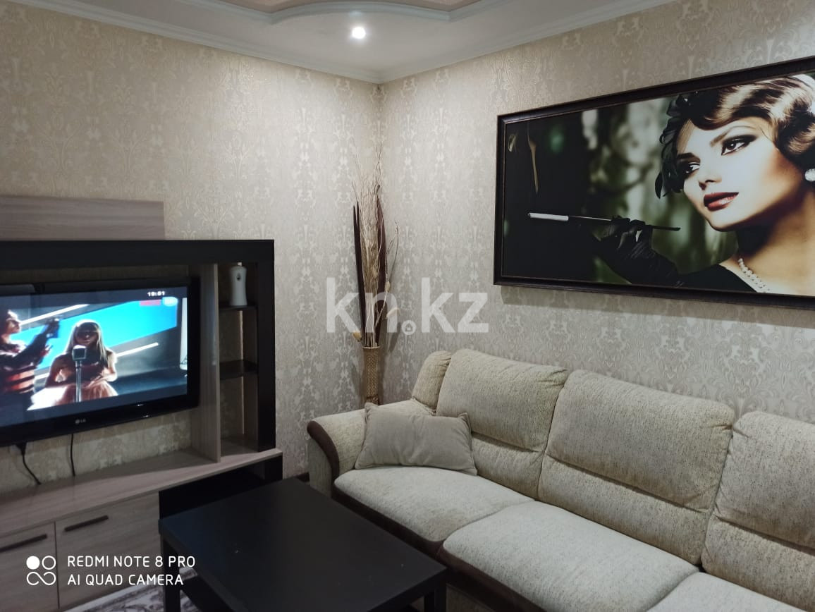 Аренда 2-комнатной квартиры посуточно, 45 м², ул. Комиссарова, дом  26 - Аренда  двухкомнатных квартир посуточно в Караганде с фото фото 6 из 13