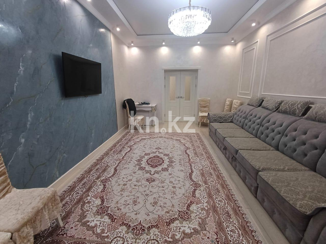 Продажа 3-комнатной квартиры, 85 м², ул. Муканова - Продажа квартир в Караганде с фото фото 1 из 13