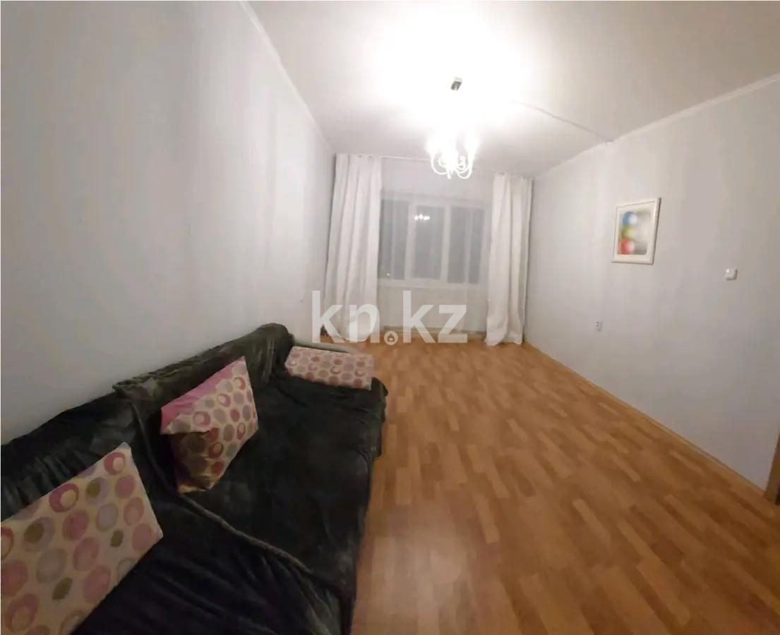 Продажа 2-комнатной квартиры, 52.5 м², мкр-н Аксай-2, дом  56 - Продажа квартир в Алматы фото 1 из 4