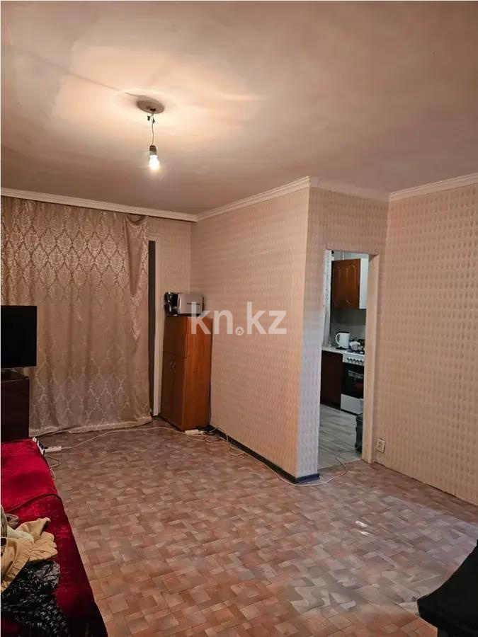 Продажа 1-комнатной квартиры, 40 м², ул. Локомотивная, дом  135 - Продажа квартир в Караганде фото 1 из 3
