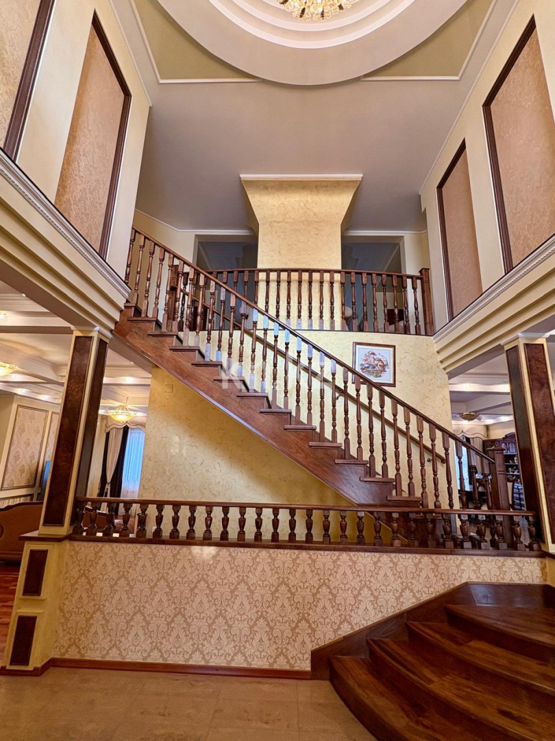 Продажа 5-комнатного дома, 600 м², ул. Кошек батыра - Продажа домов, коттеджей в Казахстане фото 13 из 40