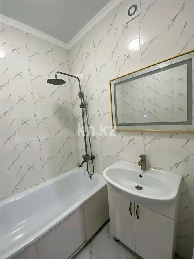 Продажа 3-комнатной квартиры, 84 м², ул. Муканова, дом  84 в Караганде - фото 6