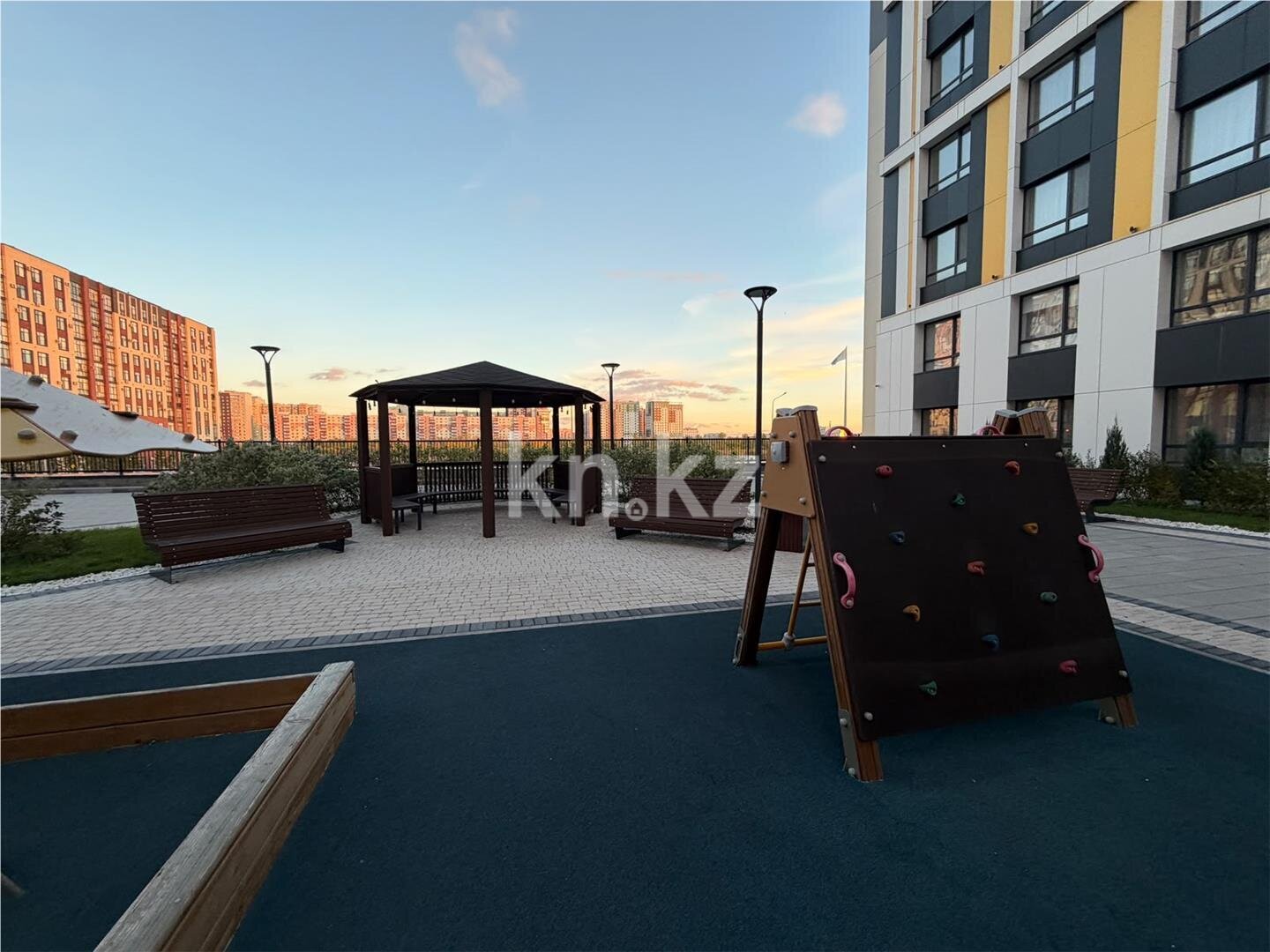 Продажа 2-комнатной квартиры, 67 м² в Караганде - фото 36