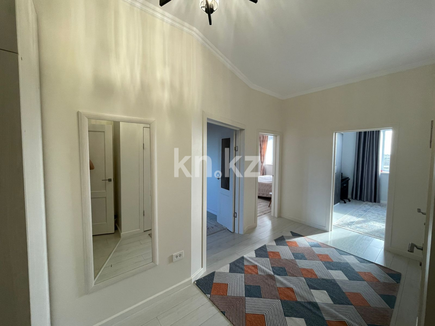 Продажа 3-комнатной квартиры, 95 м² в Караганде - фото 3