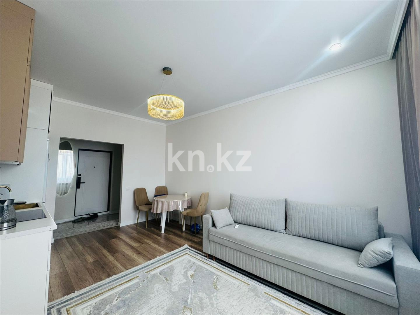 Продажа 2-комнатной квартиры, 45 м², пр. Туран в Астане - фото 2