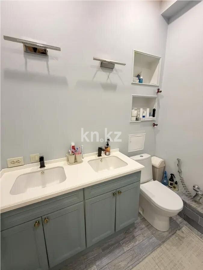 Продажа 4-комнатной квартиры, 200 м² в Астане - фото 7