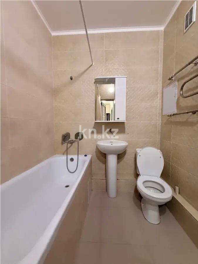 Продажа 1-комнатной квартиры, 40 м², пр. Аль-Фараби, дом  44/1 в Астане - фото 3
