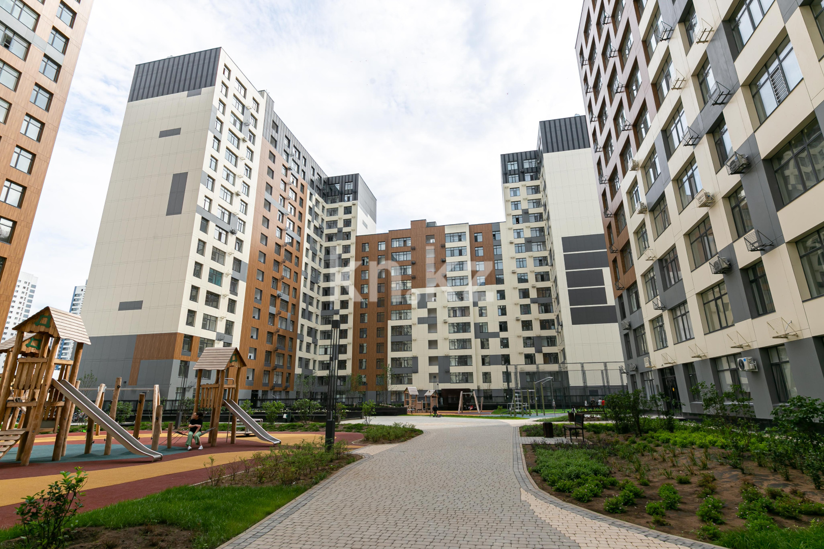 Продажа 2-комнатной квартиры, 68 м², пр. Туран, дом  52/7 в Астане - фото 7