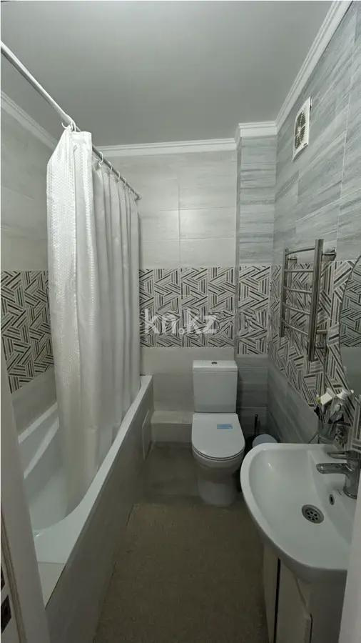 Продажа 3-комнатной квартиры, 93.3 м², ул. Нажимеденова, дом  13 в Астане - фото 6