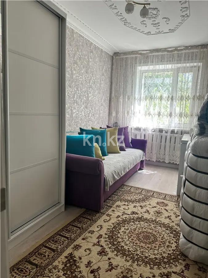 Продажа 3-комнатной квартиры, 65 м², пр. Строителей, дом  27 - Продажа  трехкомнатных квартир в Караганде фото 2 из 5