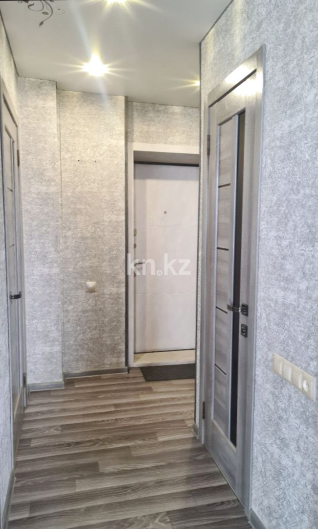 Продажа 1-комнатной квартиры, 33 м² - Продажа однокомнатных квартир в Усть-Каменогорске фото 15 из 31