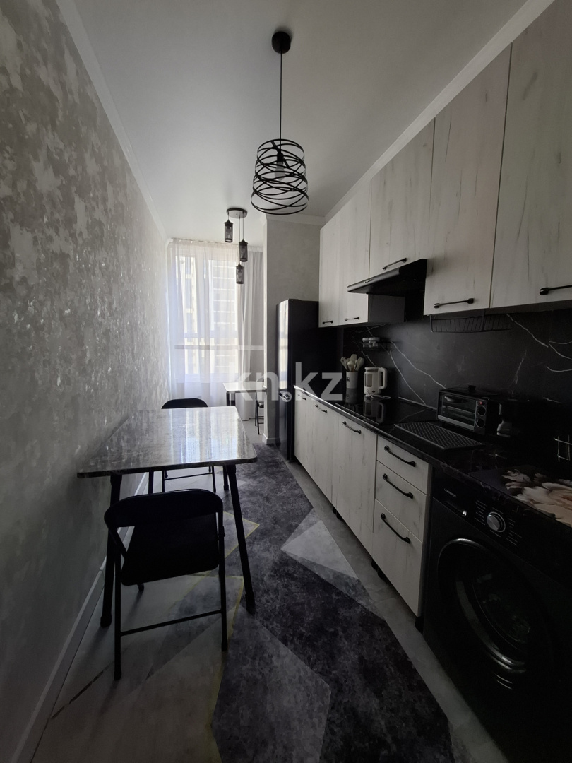 Аренда 1-комнатной квартиры, 42 м², Райымбек п., дом  348/1 - ул. Емцова - Продажа квартир в Алматы фото 1 из 6