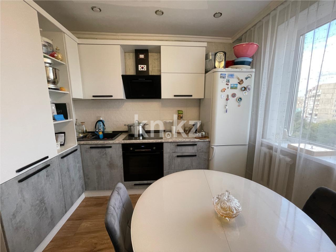 Продажа 4-комнатной квартиры, 81 м², мкр-н Степной-4 - Продажа  четырехкомнатных квартир в Караганде фото 11 из 18