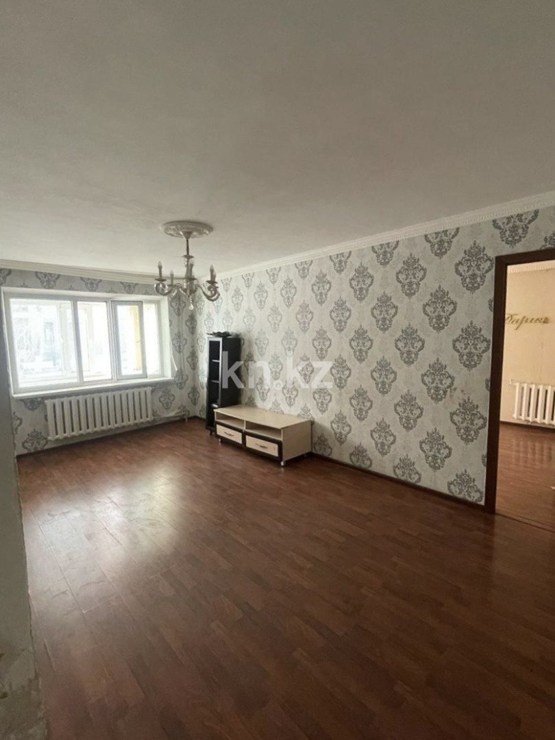Продажа 3-комнатной квартиры, 61 м², пр. Строителей, дом  29 - Продажа квартир в Караганде фото 1 из 12