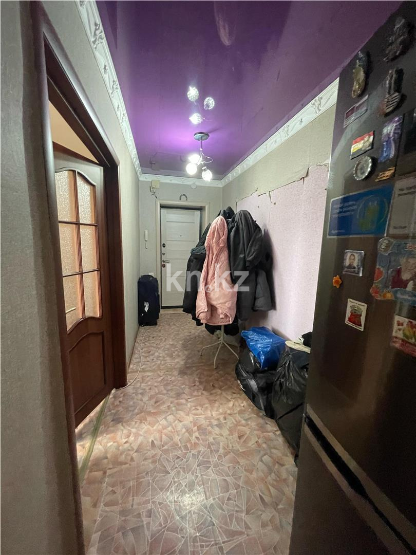 Продажа 3-комнатной квартиры, 63 м², ул. Гапеева - Продажа  трехкомнатных квартир в Караганде фото 12 из 13