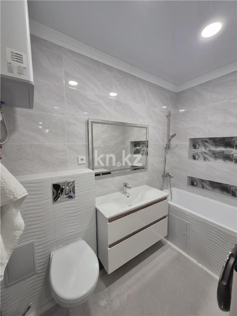 Продажа 5-комнатной квартиры, 120 м² - Продажа пятикомнатных и более квартир в Караганде - страница 2 фото 12 из 18