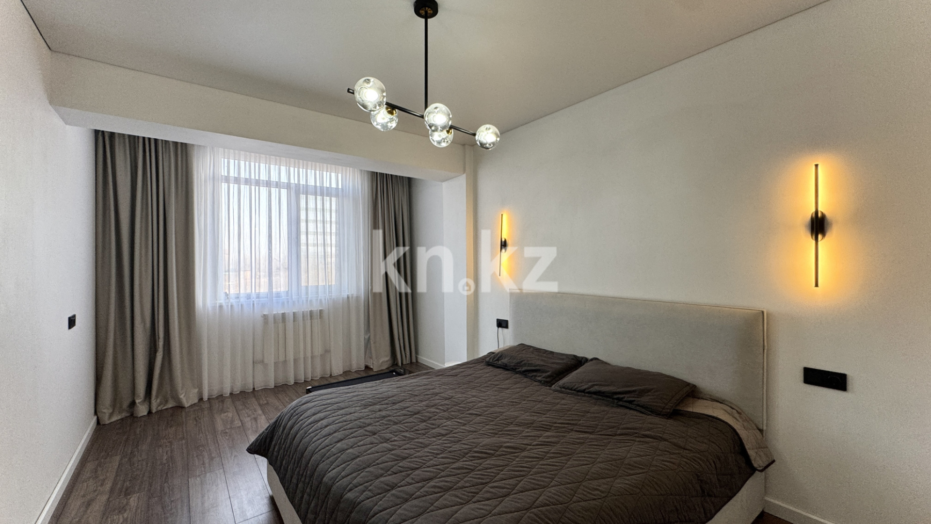 Продажа 4-комнатной квартиры, 95.3 м² - Продажа квартир в монолитном доме в Алматы - страница 4 фото 10 из 15