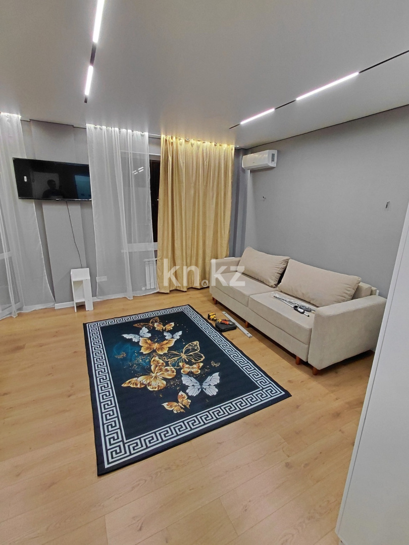 Аренда 1-комнатной квартиры, 35 м² - Аренда квартир помесячно в Алматы фото 1 из 11