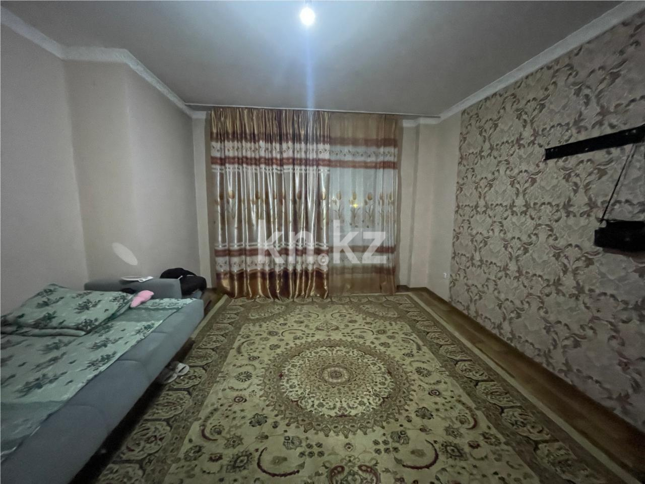 Продажа 2-комнатной квартиры, 60 м², ул. Сарыарка - Продажа квартир в Караганде фото 1 из 13