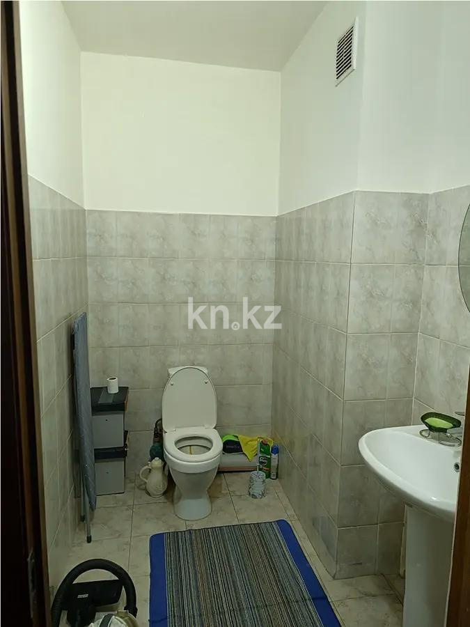 Продажа 3-комнатной квартиры, 101 м², мкр-н Аксай-4, дом  121 в Алматы - фото 5