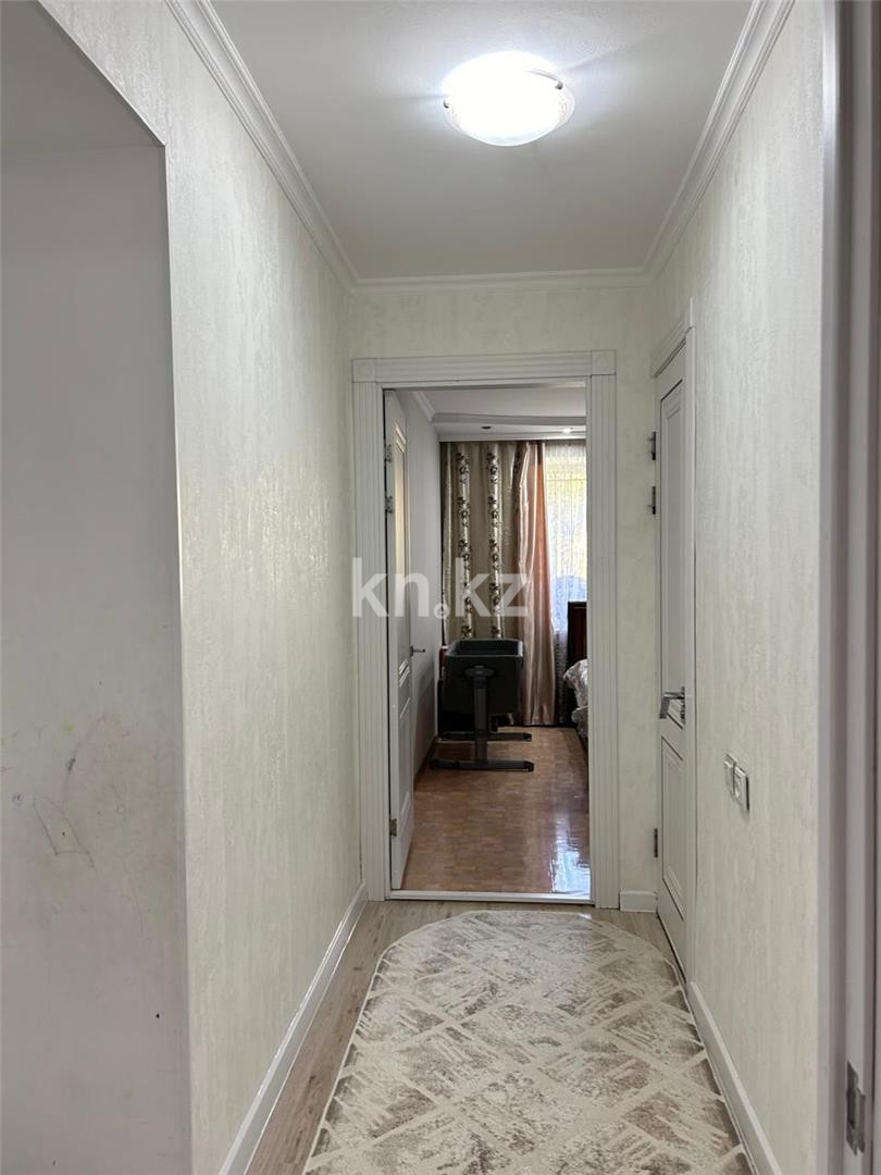 Продажа 5-комнатной квартиры, 107 м², ул. Муканова - Продажа квартир в Караганде фото 18 из 28