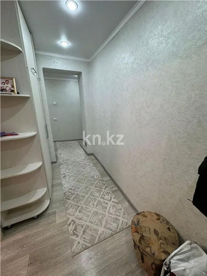 Продажа 2-комнатной квартиры, 49 м², мкр-н 19, дом  45а в Караганде - фото 5