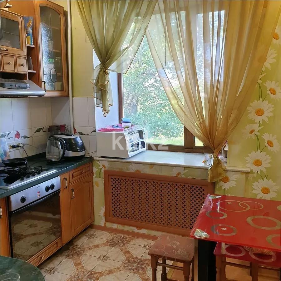 Продажа 3-комнатной квартиры, 77 м² в Караганде - фото 3