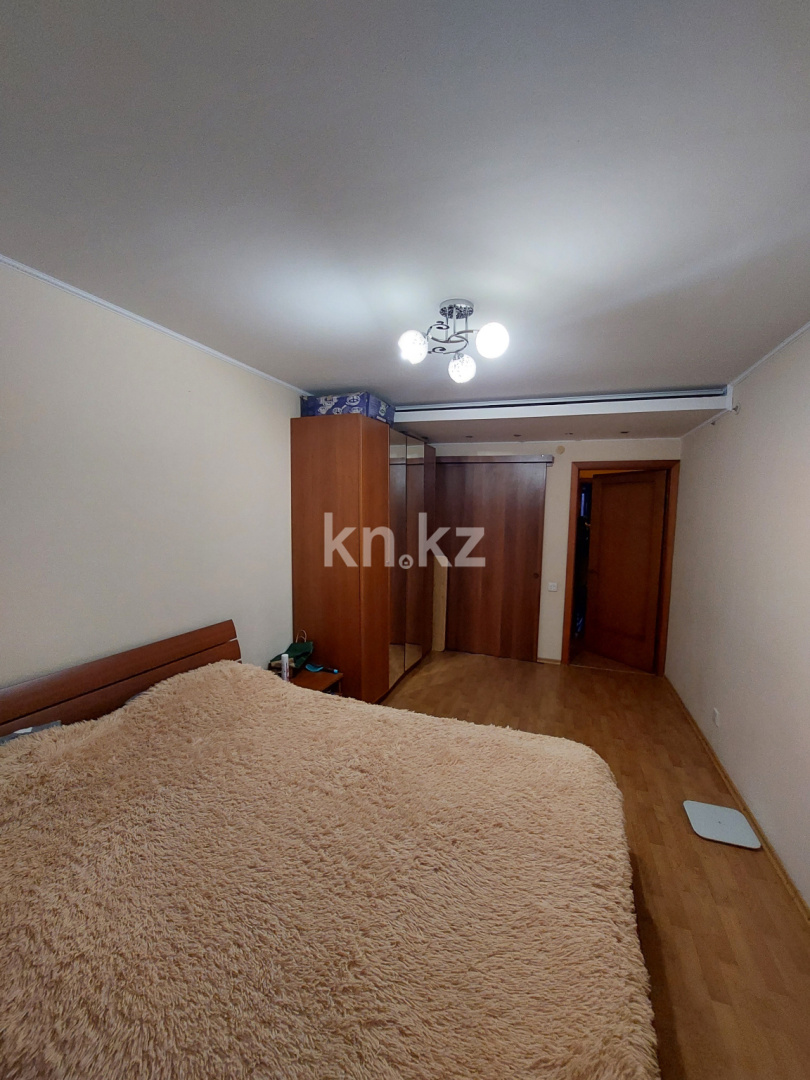 Продажа 4-комнатной квартиры, 110 м², пр. Н. Абдирова, дом  51 - Продажа  четырехкомнатных квартир в Караганде фото 8 из 14