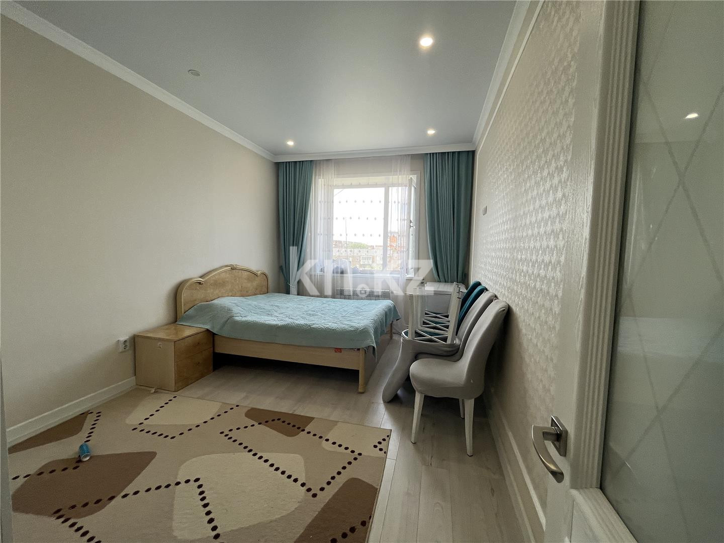 Продажа 3-комнатной квартиры, 87 м², мкр-н Степной-2 - Продажа квартир в Караганде фото 7 из 22