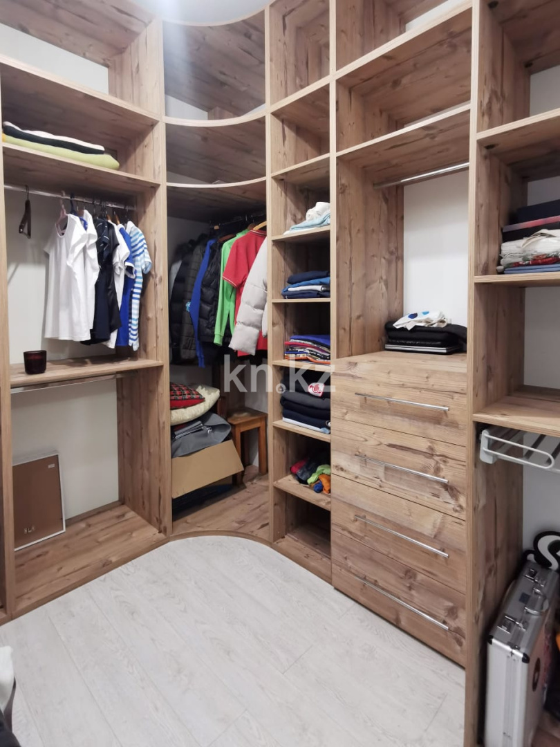 Продажа 6-комнатного дома, 247 м², мкр-н Кемел в Алматы - фото 21