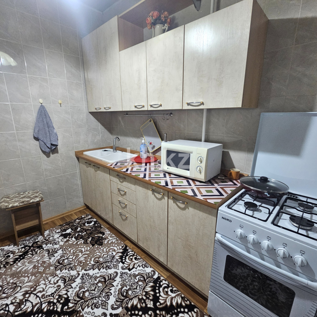 Аренда 2-комнатной квартиры посуточно, 48 м², ул. Чокина, дом  189 - ул. Толе би - Аренда  двухкомнатных квартир посуточно в Алматы фото 12 из 19