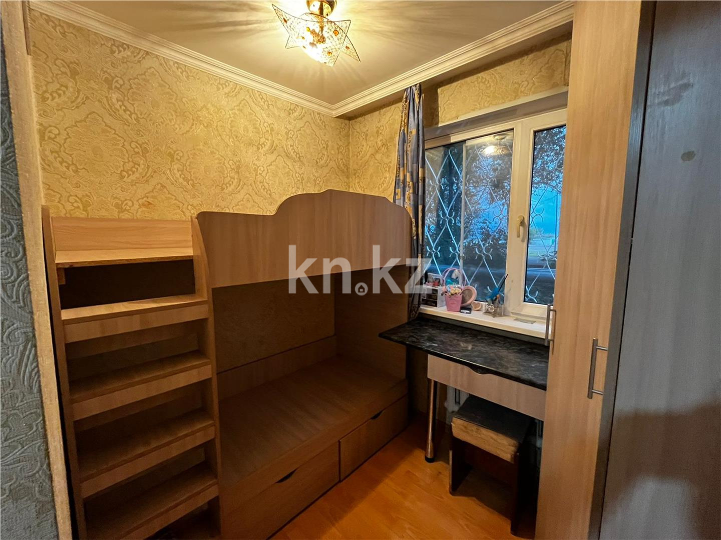Продажа 4-комнатной квартиры, 61 м², мкр-н 15 - Продажа квартир в Караганде фото 5 из 9