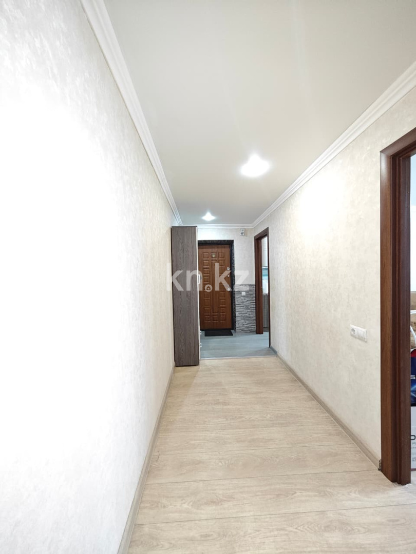 Продажа 4-комнатной квартиры, 78 м², пр. Республики, дом  4 - Продажа квартир в Караганде с фото фото 17 из 21