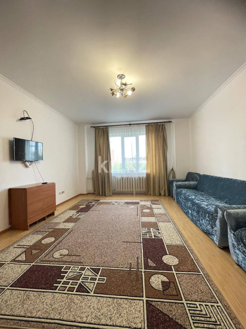 Аренда 1-комнатной квартиры, 43 м² в Астане