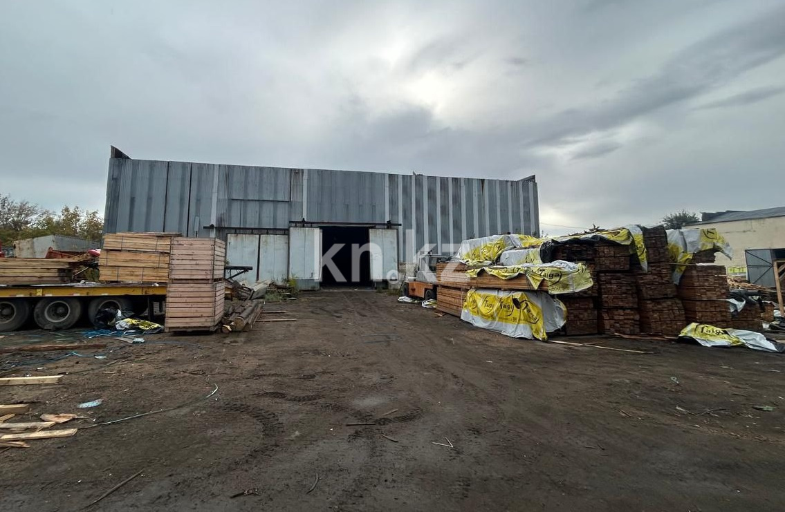 Аренда , 1000 м², ул. Карталинская, дом  140 - 58 школа - Продажа квартир в Астане фото 1 из 11