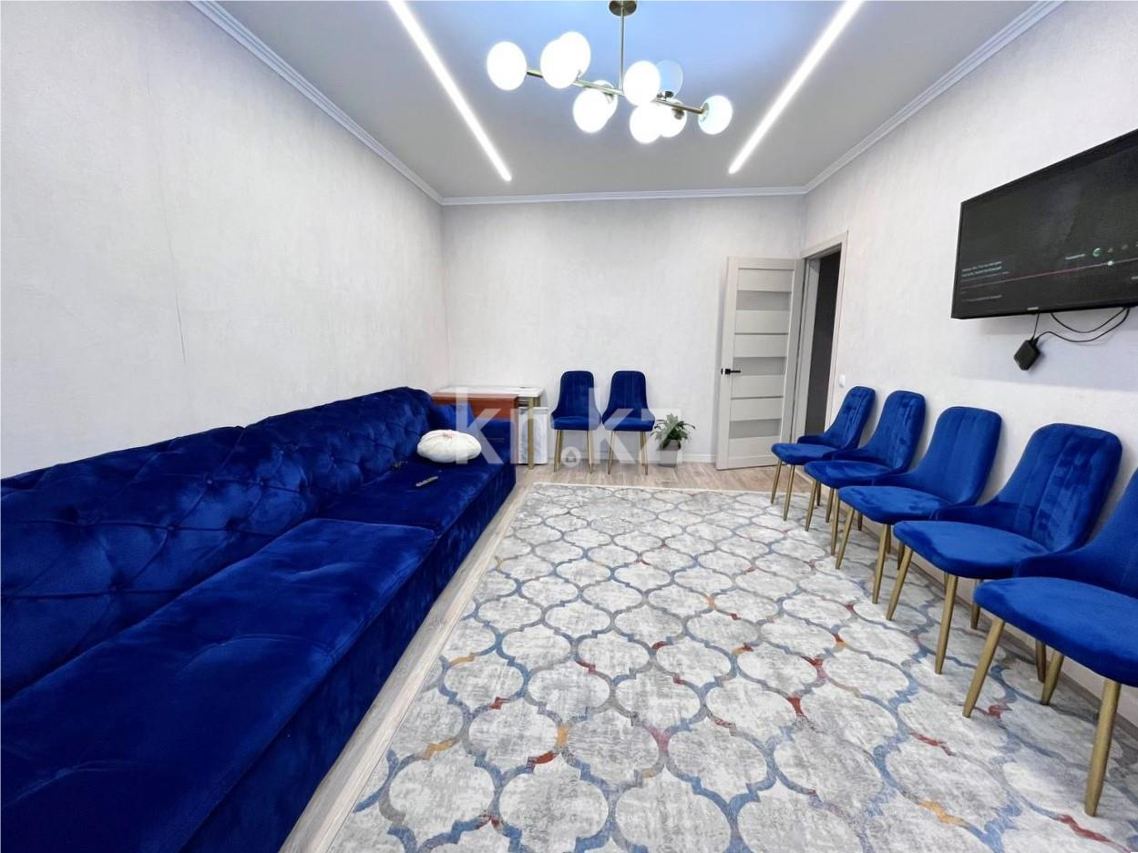 Продажа 3-комнатной квартиры, 80 м², ул. Сарыарка, дом  19 - Продажа квартир в Караганде фото 1 из 21