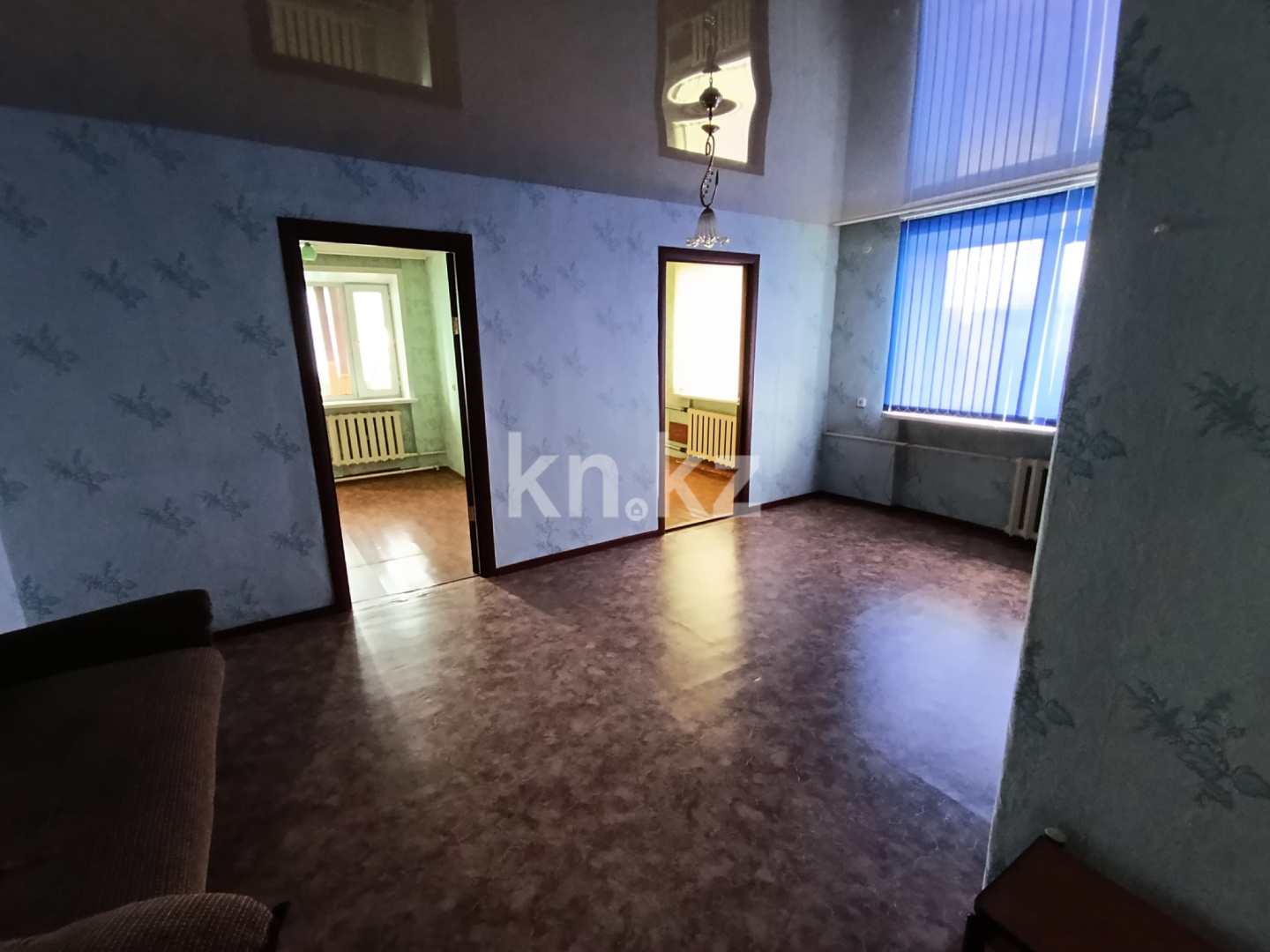 Продажа 3-комнатной квартиры, 60 м², ул. Жекибаева, дом  146 - Продажа квартир в Караганде фото 1 из 7