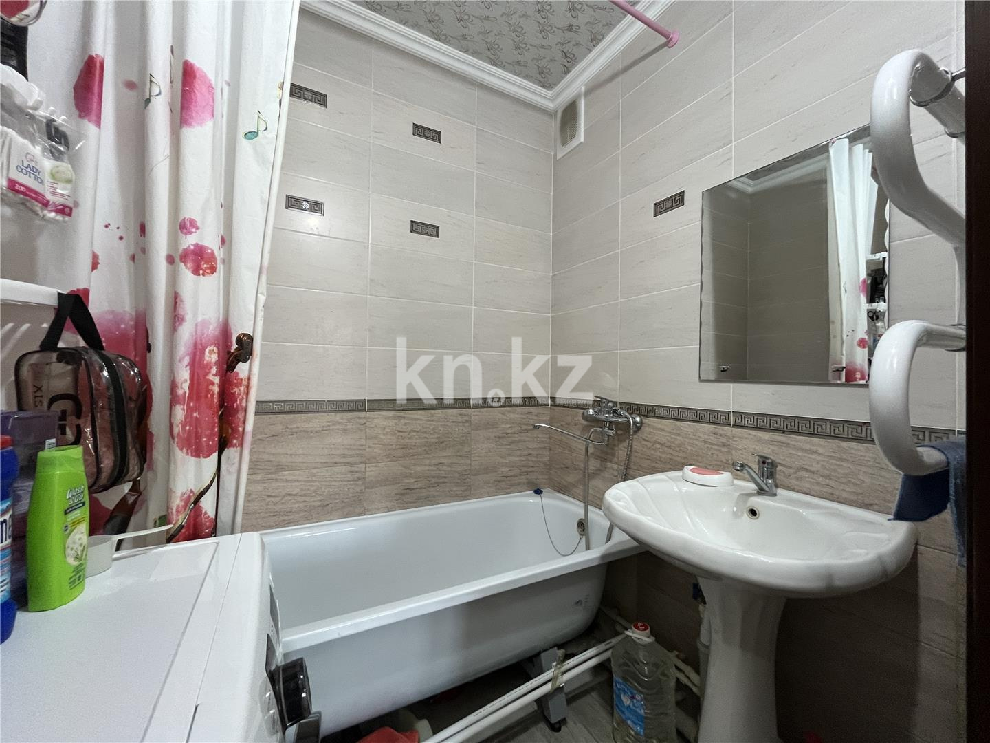 Продажа 1-комнатной квартиры, 36 м², мкр-н Голубые Пруды, дом  15 - Продажа  однокомнатных квартир в Караганде с фото фото 12 из 18