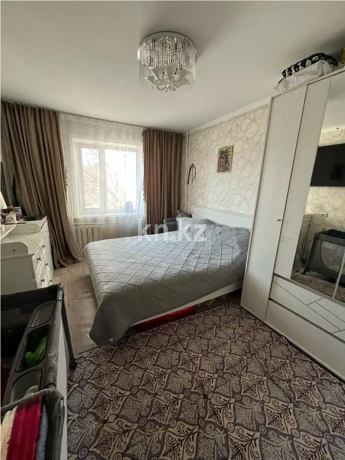 Продажа 3-комнатной квартиры, 66 м², мкр-н Восток-2, дом  18 в Караганде - фото 2