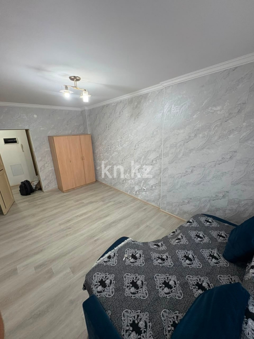 Аренда 1-комнатной квартиры, 38 м² в Астане