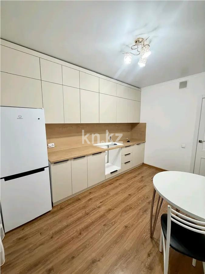 Продажа 1-комнатной квартиры, 41 м², пр. Абылай хана, дом  54 в Астане - фото 3