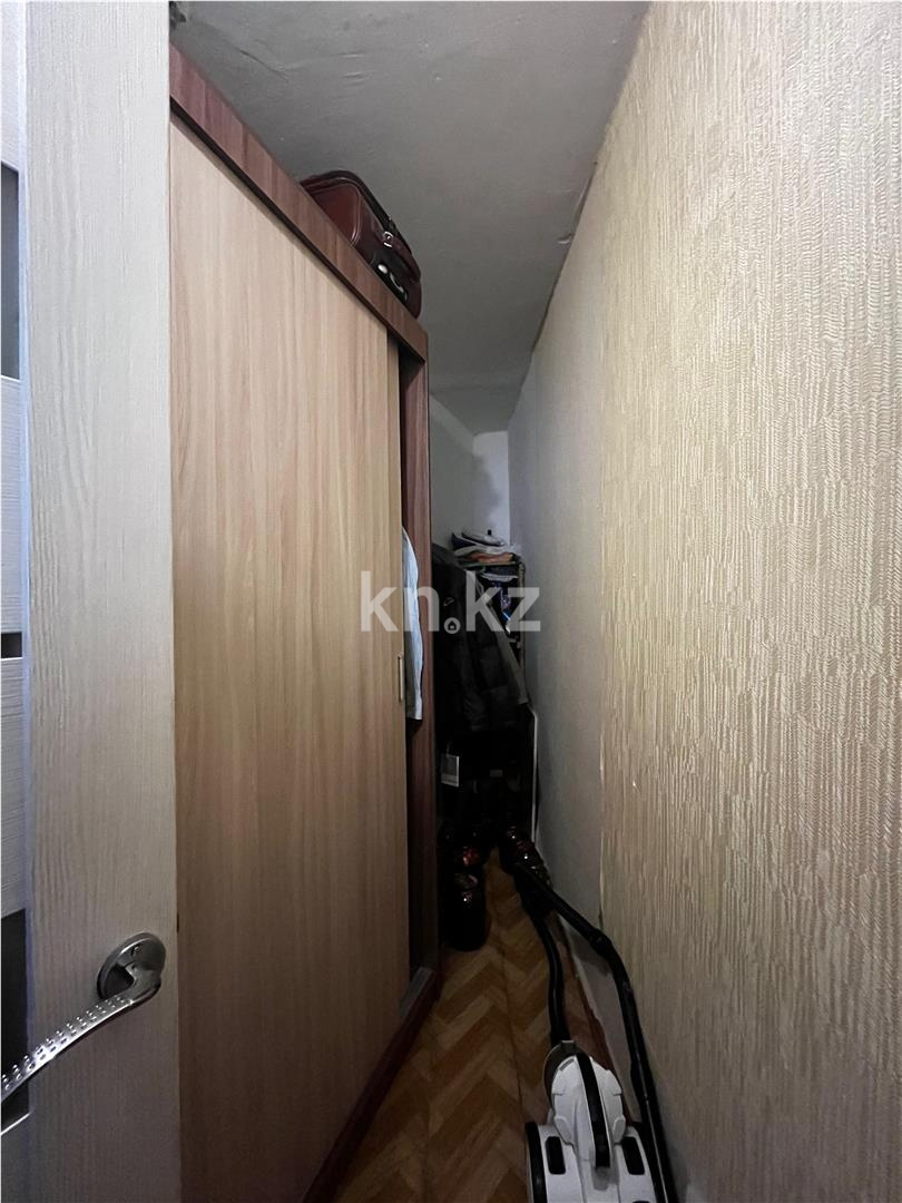 Продажа 5-комнатной квартиры, 107 м², мкр-н Голубые Пруды - Продажа квартир в Караганде фото 18 из 21