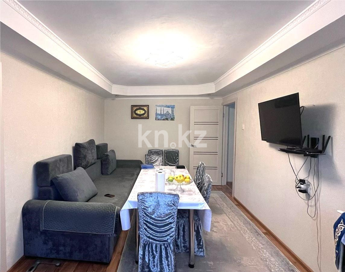 Продажа 3-комнатной квартиры, 57 м², мкр-н 12 - Продажа квартир в Караганде фото 1 из 10