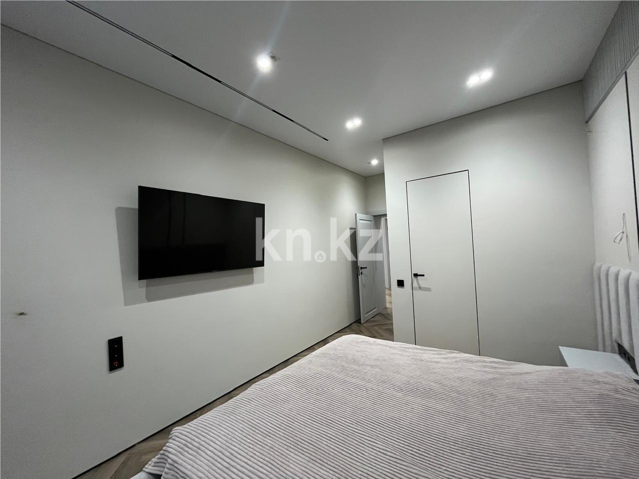 Продажа 3-комнатной квартиры, 100 м², ул. Ашимова, дом  15 - Продажа  трехкомнатных квартир в Караганде фото 8 из 17